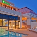 Holiday Inn Expresss - Offering Discounts for Hiking or Scenic Driving Packages to The Grand Canyon.  Lodging includes: Free Hot Breakfast, WIFI and Indoor/Outdoor Heated Pool and Spa.