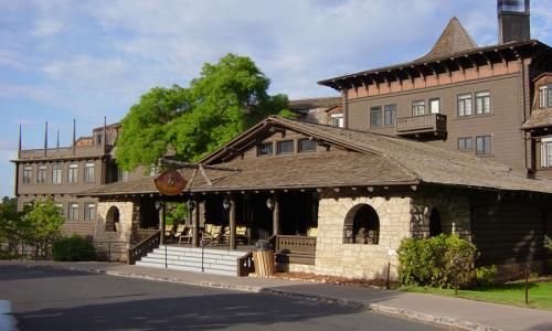 El Tovar Hotel in the Grand Canyon