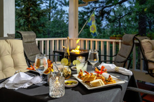 Sheridan House Inn - an hour from Grand Canyon