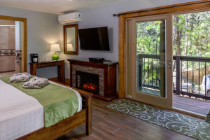 Sheridan House Inn - an hour from Grand Canyon
