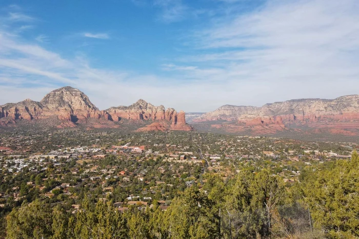 Sky Ranch Lodge — , 