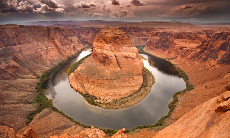 At the Rim of the Colorado River overlooking Horseshoe Bend